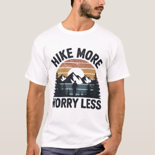 Meer wandelen, minder zorgen – Retro Sunset Hiking T-shirt