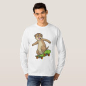 Meerkat als Skater met Skateboard T-shirt (Voorkant volledig)