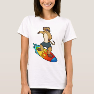 Meerkat als surfer met surfboard t-shirt