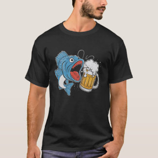 Meerval vissen Meerval & Bier Daarom ben ik hier T-shirt