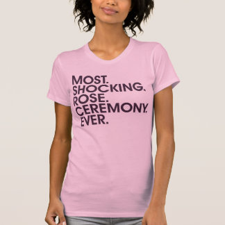 Meeste. Schokend. Roos. Ceremonie. Ooit. (Dames) T-shirt