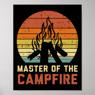 Meester van het kampvuur Zonsondergang Retro Kampv Poster
