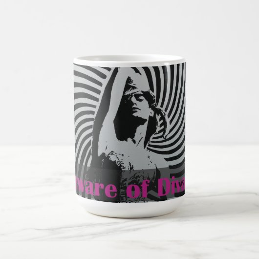 Méfiez-vous de Divas grand mug (Centre)
