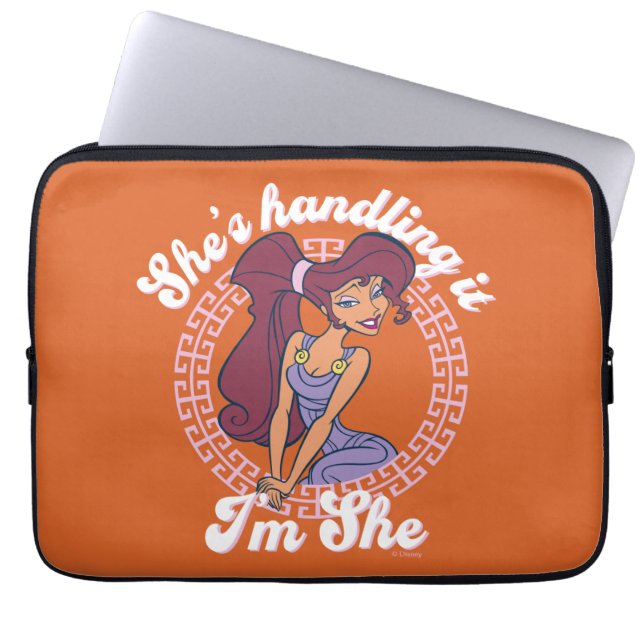 Megara - She's Handling It, I'm She Laptop Sleeve (Voorkant)