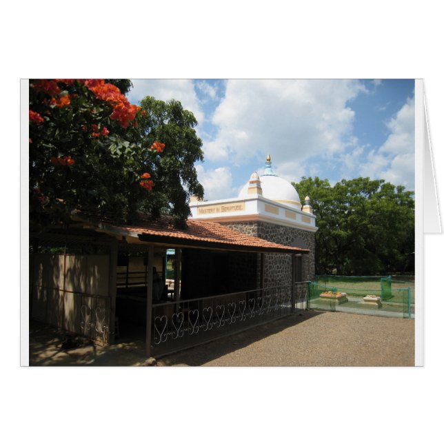 Meher Baba's Tomb (Voorkant Horizontaal)