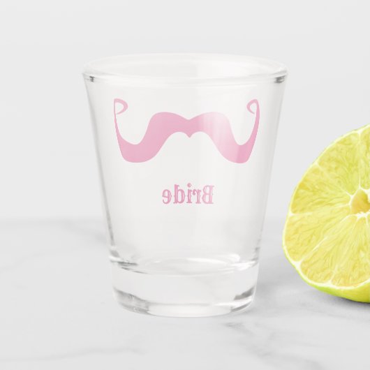 Meidenavond / trouwfeest roze krullende snor shot glas (Achterkant)