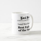 Meilleur Père De L'Année Front Mug Du Journal (Devant droit)