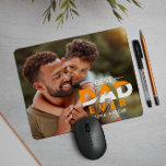 MEILLEUR PÈRE JAMAIS PERSONNALISÉ PHOTO ET NOM ORA<br><div class="desc">Le cadeau parfait pour la Fête des pères est un tapis de souris personnalisé orné d'une photo personnalisée et d'une superposition élégante à deux couleurs portant le message chaleureux "Best Dad Ever". Ce cadeau unique et réfléchi allie fonctionnalité et valeur sentimentale, ce qui en fait un choix idéal pour montrer...</div>