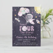 Meisje Astronaut Outer Space Vierde Verjaardagsfee Kaart (Staand voorkant)