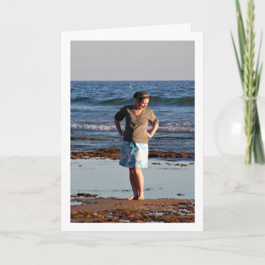 Meisje Barefoot op het strand Kaart (Voorkant)