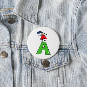 Meisje Dansen op Groene Brief Een Leuk Alfabet Ronde Button 7,6 Cm