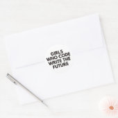 Meisje dat code schrijft de toekomst ronde sticker (Envelop)