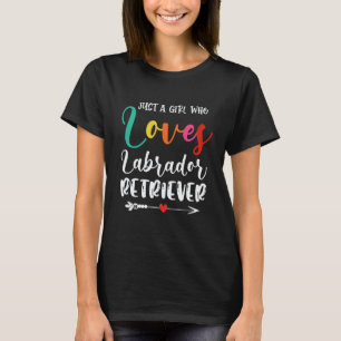 Meisje dat van Labrador Retriever-hond houdt Schat T-shirt