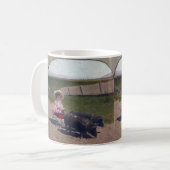  meisje met haar poten koffiemok (Voorkant links)