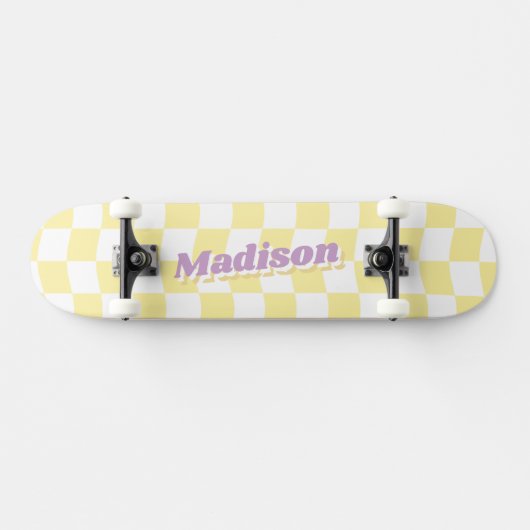 Meisje Naam Geel Wit Checker Patroon Retro Skateboard (Horizontaal)