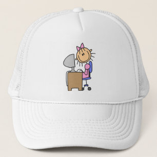 Meisje op computer trucker pet