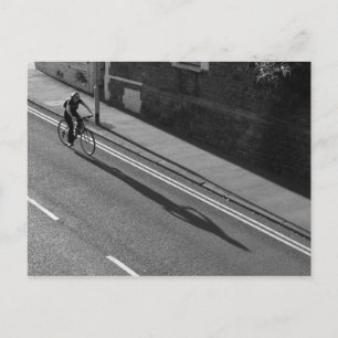 Meisje op een fiets BW Briefkaart