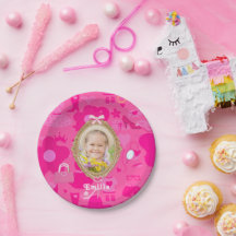 Meisje roze retro pop laten we gaan feestje verjaa