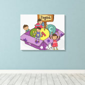 Meisje staat met opgestoken armen en jongens zitte canvas afdruk (Insitu (Houten vloer))