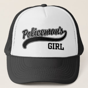 Meisje van de politieagent trucker pet