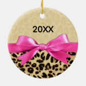 Meisje voor eerste kerstcadeau Roze Bow Jaar Keramisch Ornament (Achterkant)