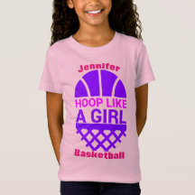 Meisjes Basketball Hoop als een meisje met T-shirt
