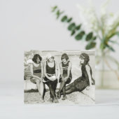 meisjes, jaren 20 briefkaart (Staand voorkant)