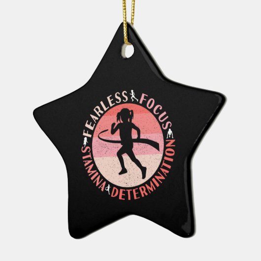 Meisjes met een indset - een onberispelijke spits keramisch ornament (Links)