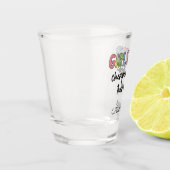 Meisjes reizen goedkoper dan therapie | Deelweeken Shot Glas (Links)