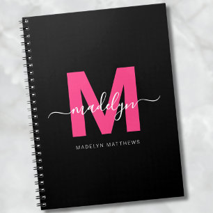 Meisjesachtig zwart heet roze initiaal monogram na notitieboek