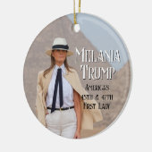 Melania Trump 47e First Lady 2024 Kerstmis Keramisch Ornament (Links)