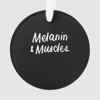 Melanine en Muscles Black zijn prachtig vormgegeve Ornament