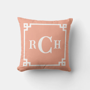 Melon Coral Reverse Chinoiserie Greek Key Monogram Kussen