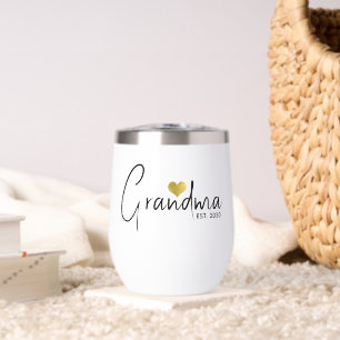 Mémé a établi un nouveau cadeau pour mémé
