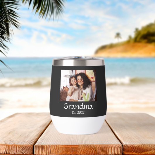 Mémé a établi une photo audacieuse (Plage (pivotée))