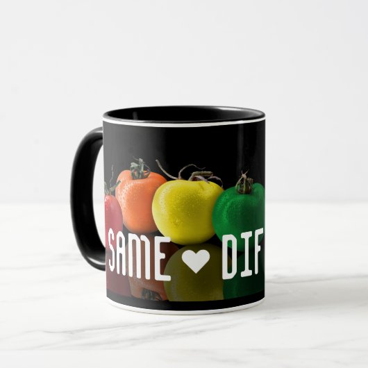"Même ♥ Différent" Mug ! Café Mug (Devant gauche)