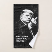 Meme drôle du doigt d'honneur de Trump 2026 (Serviette à main)