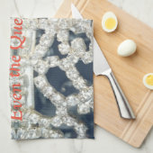 Même la Reine doit manger la serviette de tasse (Quart Plié)