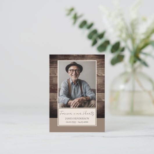 Memorial Bloemen Rustiek Hout Foto Begrafenis Keep Visitekaartje (Staand voorkant)