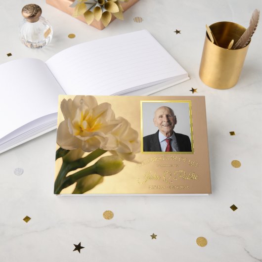 Mémorial de la Double Daffodile blanche (Recto ouvert)