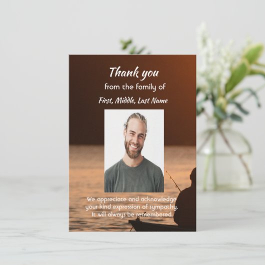 Mémorial Merci Pêche Pêcheur (Debout devant)