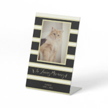 Memorial Pet Cat Dog Golden & Black Stripes Foto