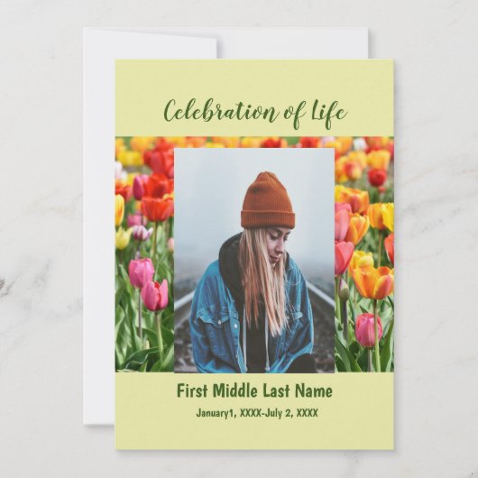 Memorial Service nodigt Tulip Garden Flowers uit Kaart (Voorkant)