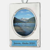 Mendenhall Lake in het landschap van Juneau Alaska Verzilverd Banner Ornament (Links)