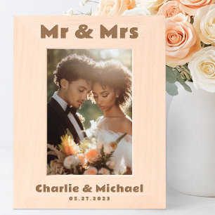 Meneer en mevrouw namen dateren retro lettertype b gegraveerde lijstjes