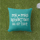 Meneer en mevrouw turquoise blauwe bruiloft gooi k buitenkussen (Gras)