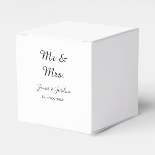 Meneer en mevrouw voegen de naam toe. Datum jaar b Bedankdoosjes