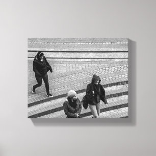 Mensen die het leven van een stad lopen canvas afdruk