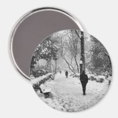 Mensen in het park op sneeuwwinterdag magneet (Voorkant / Achterkant)