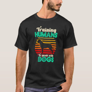Mensen trainen om met honden te praten Hondentrain T-shirt